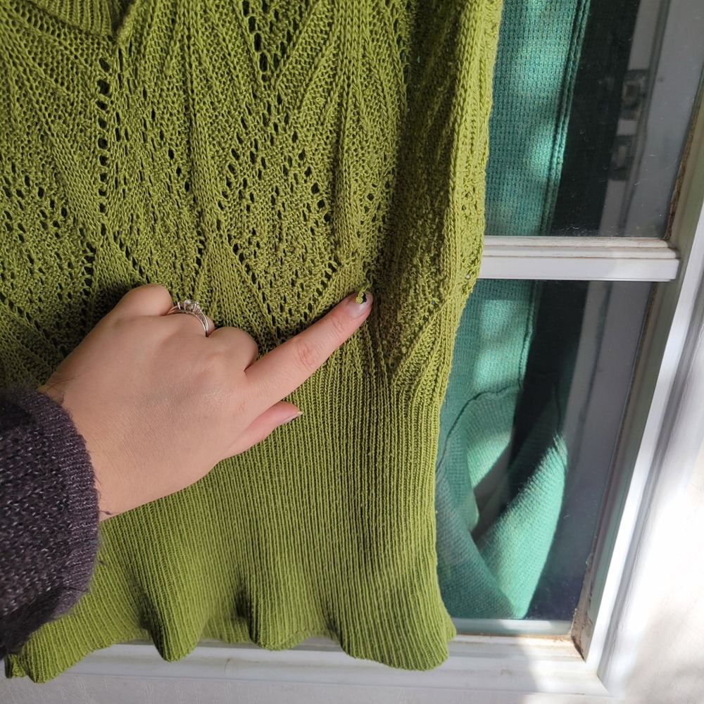 Wet Seal Y2K Lime Green Pointelle Knit Cowl‎ Neck Sweater Vest - Picture 2 of 4